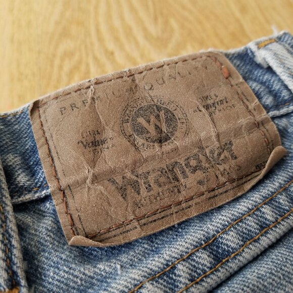 Wrangler Mens Relaxed Fit Blue Jeans 35x28* Mid Rise 97601VR - Picture 2 of 8